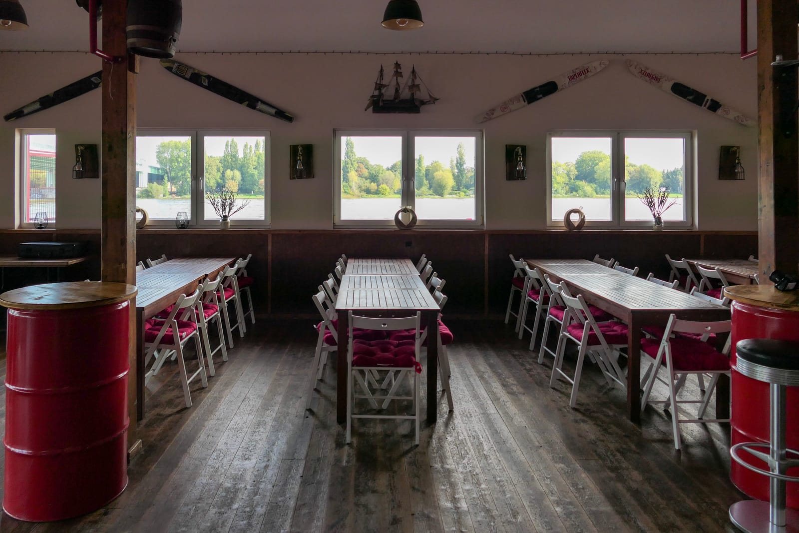 Großer Veranstaltungsraum mit Terrasse, Bootshaus Alte Liebe in Köln