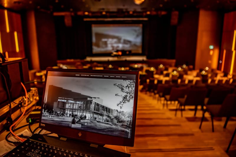 Haupt- und Nebensaal, Kathrin-Türks-Halle