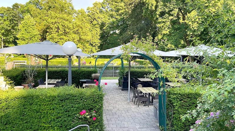 Terrasse am Rosengarten, Konoba Restaurant & Café im Park