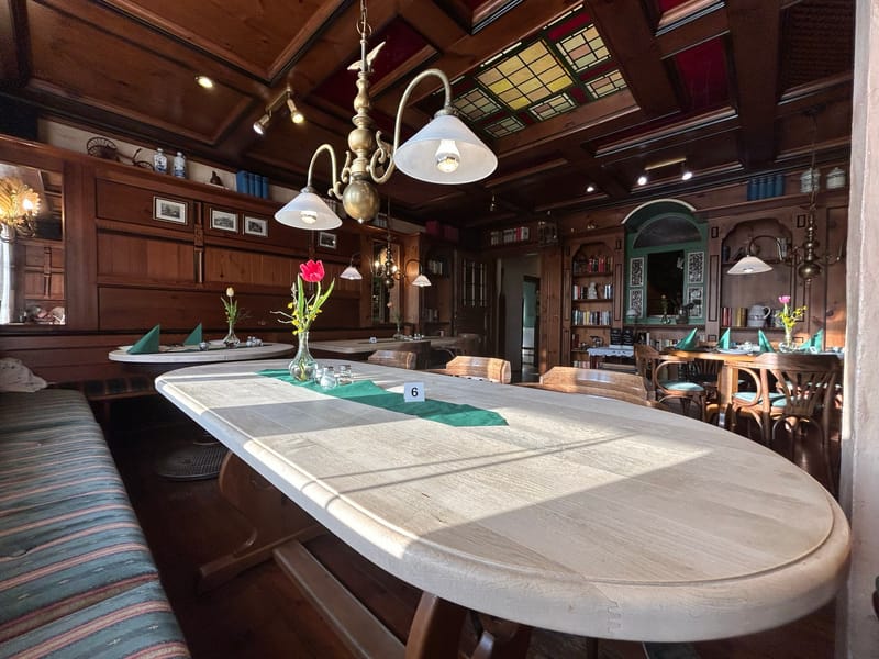 Bibliothek, Landgasthaus Darup