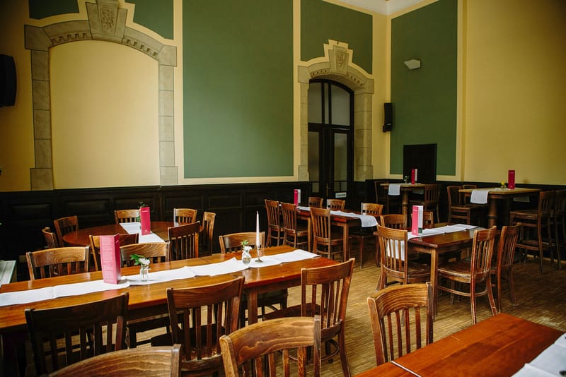 Grüner Saal, Lukas