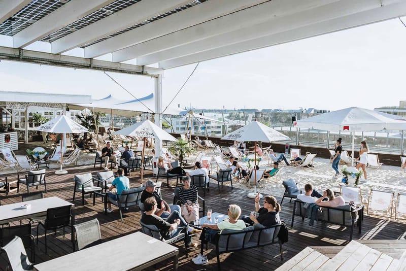 Strandbar, MonBerg