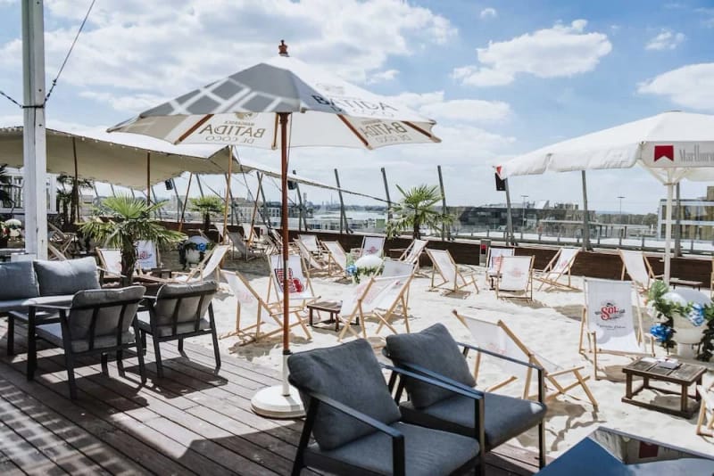 Strandbar, MonBerg