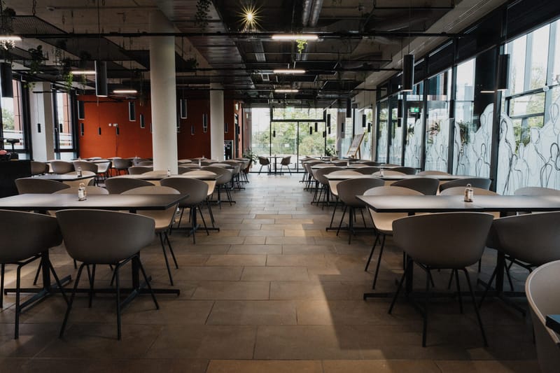 Office Connect (großer Speisesaal), Orient Palais
