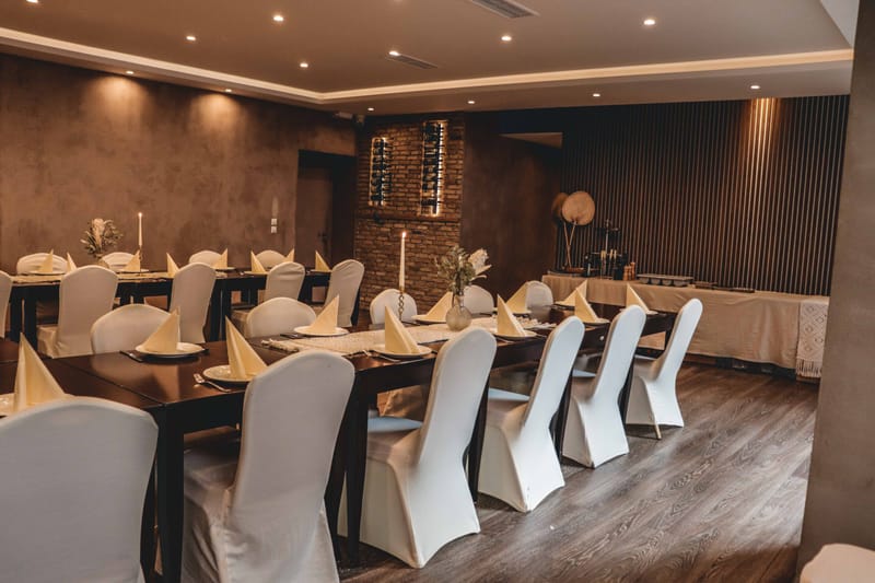 Kleiner Saal, Ouzo's Herne