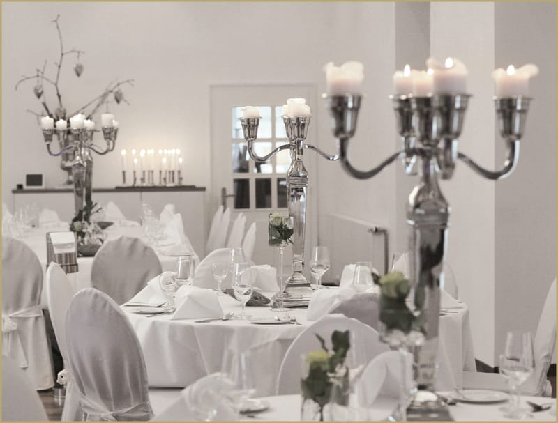 Großer Saal (Festsaal mit Bühne), RUFES am Brunnen