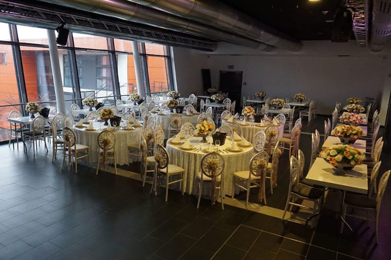 Glass Hall, Storyeventhouse