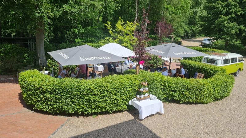 Biergarten und Park, Waldrestaurant Höfer