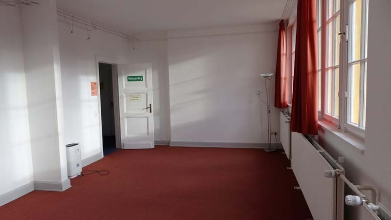 Raum 204 Bewegungsraum, Bürgerwache