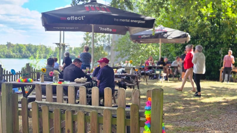 Biergarten Seeblick, Blaue Lagune