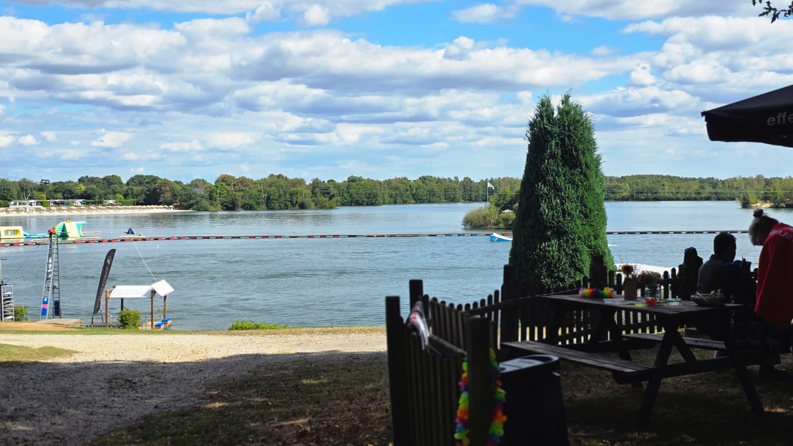 Biergarten Seeblick, Blaue Lagune in Wachtendonk