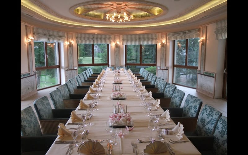 Smaragd Salon, Borgböhmer's Waldesruh