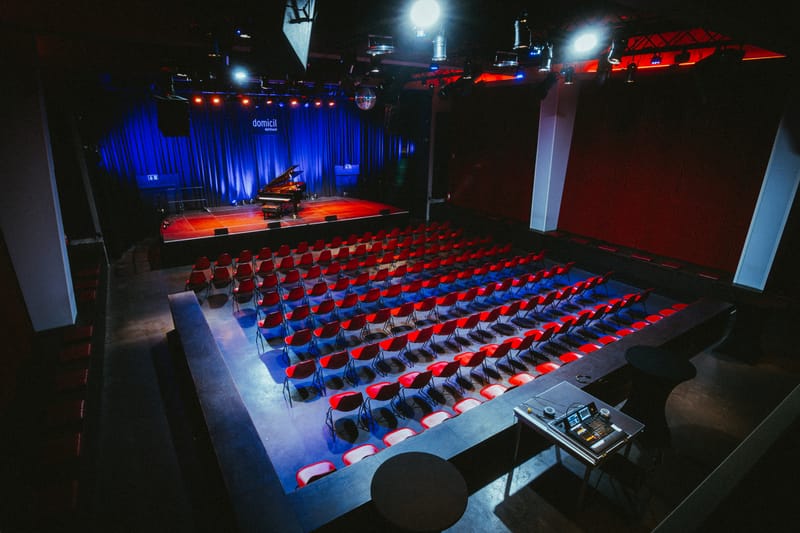 Saal, domicil Dortmund