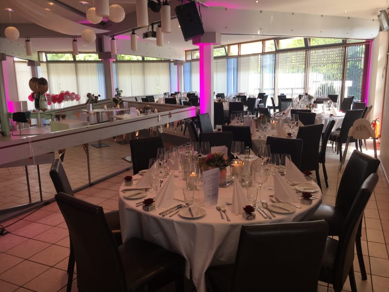 Saal, Gastronomie am Hermannsdenkmal