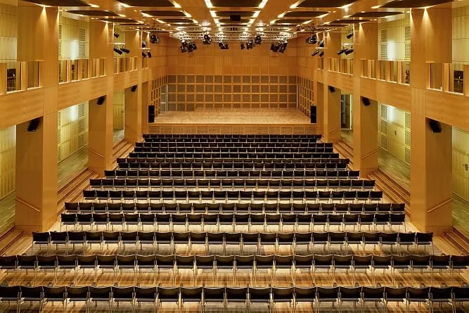Robert-Schumann-Saal, Kunstpalast mit Robert-Schumann-Saal in Düsseldorf