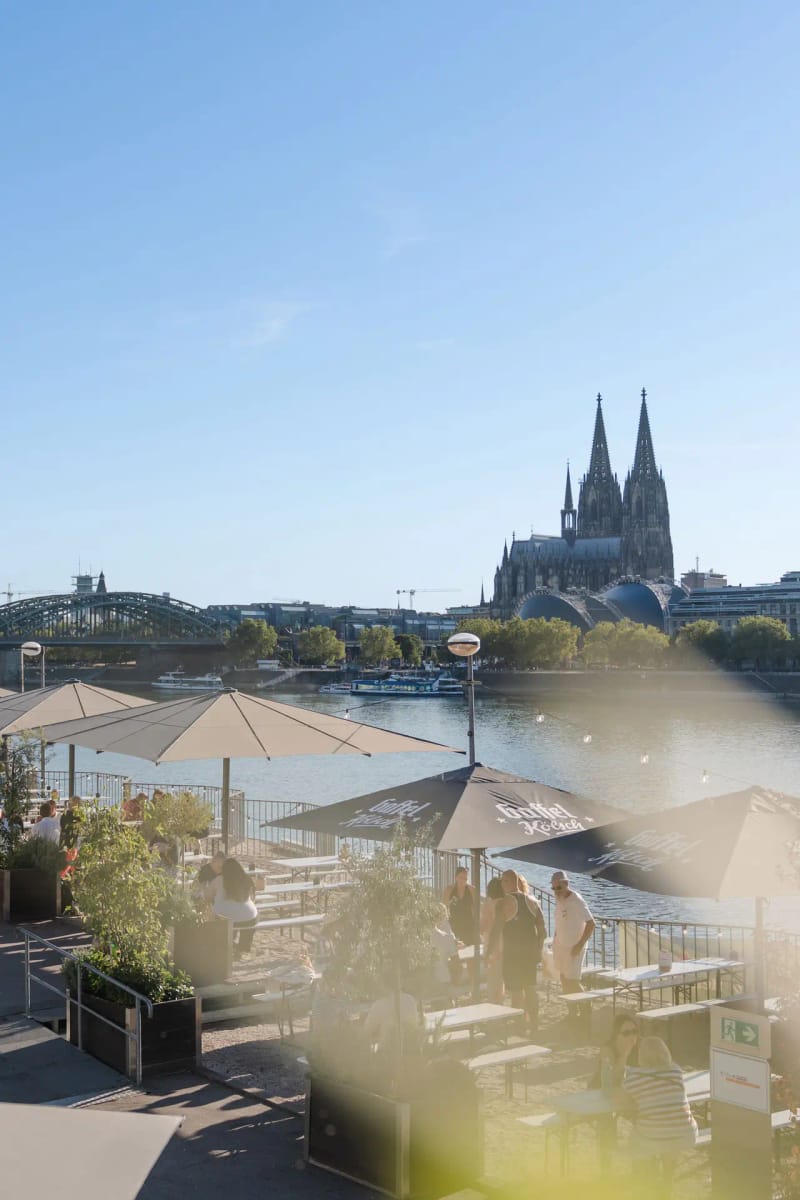 Biergarten, Rheinterrassen Köln