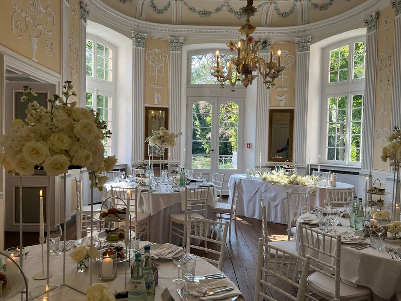 Hochzeitssalon im Schloss, Schloss Arff