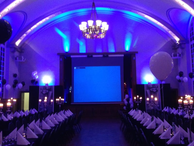 Festsaal, Templum