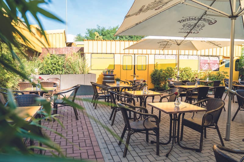 Terrasse, Varieté et cetera